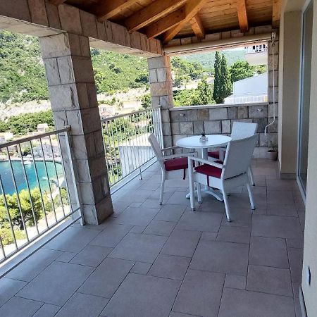 Adriatic - Apartment With Jacuzzi Sobra Exterior foto